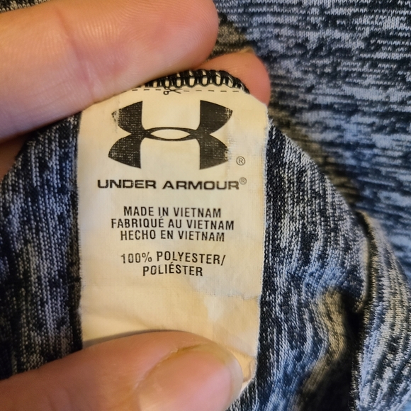 Under Armour 1/4 Zip Long Sleeve Light Weight Women's Jacket - Picture 7 of 8